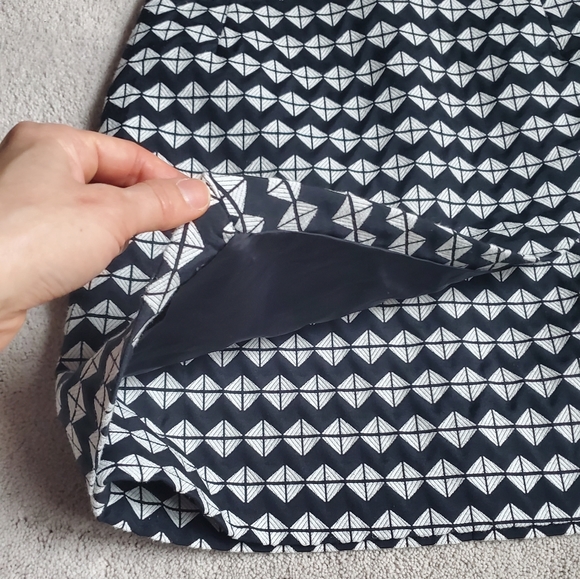 H&M  Geometric Pattern Miniskirt - Picture 6 of 8
